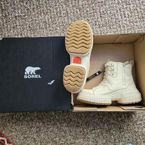 Sorel ONA AVE - Off-White LEATHER Boots - WATERPROOF - NIB